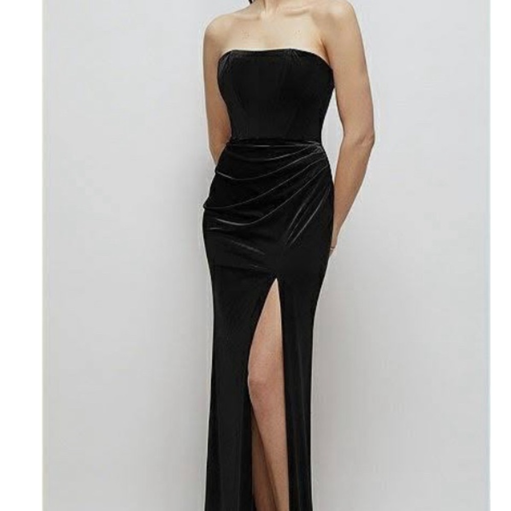 Lulus Strapless Blackk Velvet Maxi Dress Size XS NWT